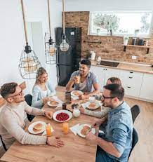 法国巴黎留学 ，在法国学生生活，合租